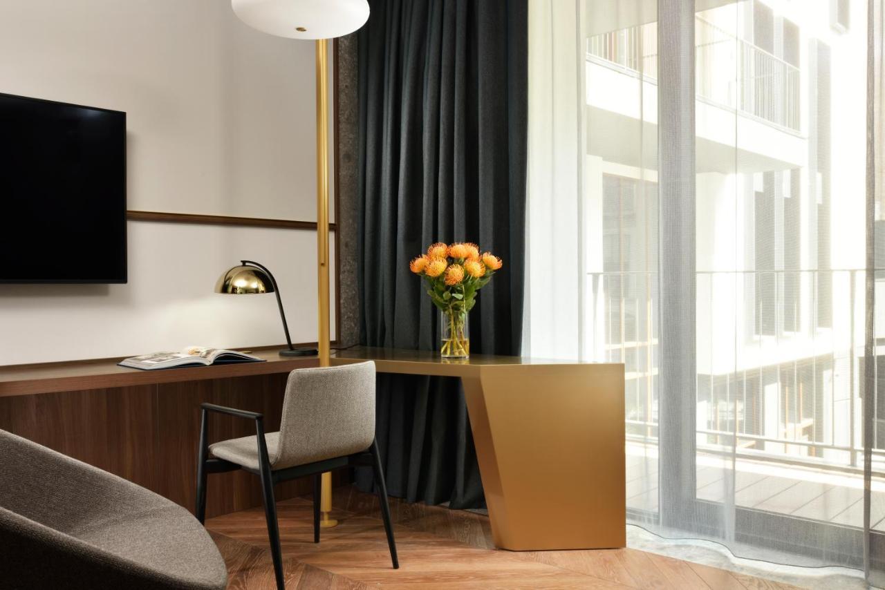 Chambre Double Club avec Lit d’Appoint - Vue sur Ville