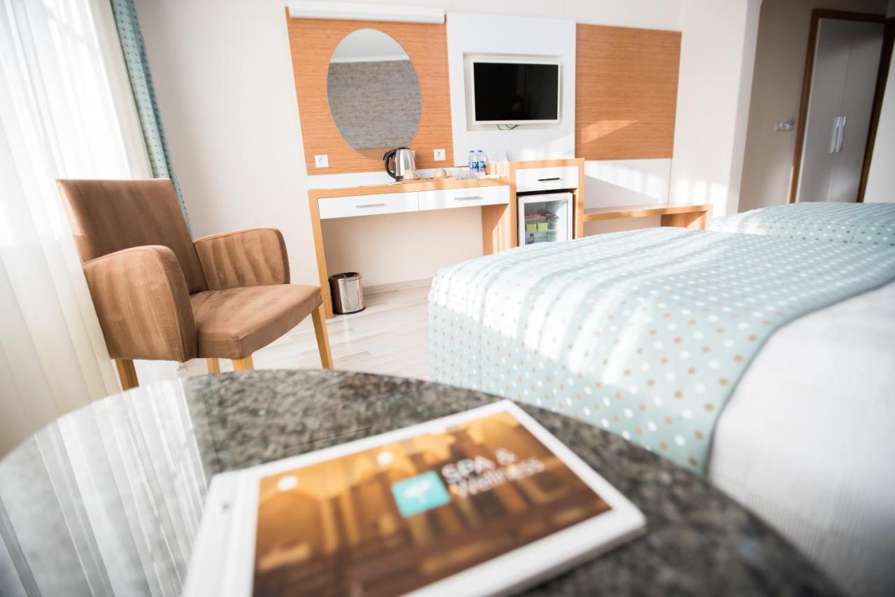 Chambre Lit King-Size avec Balcon