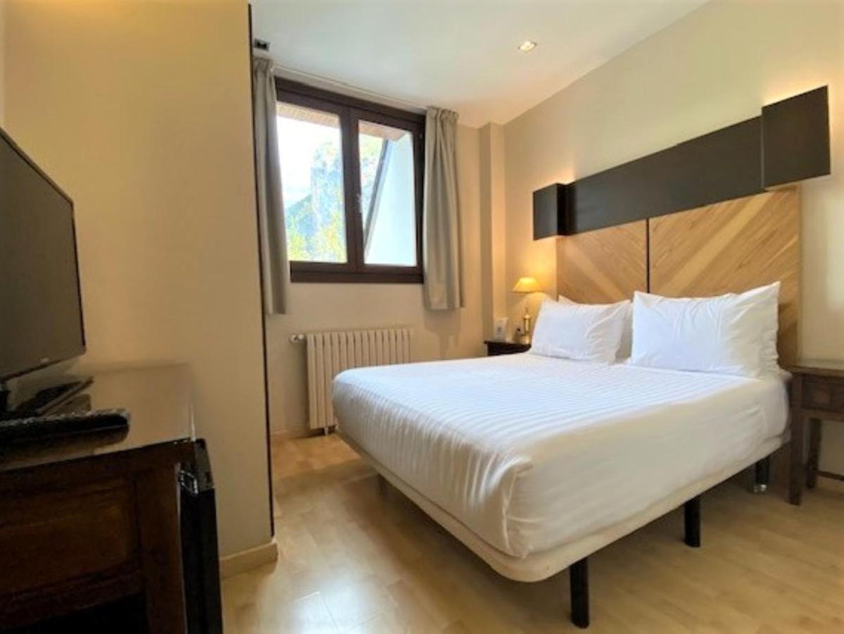 Small Double Room