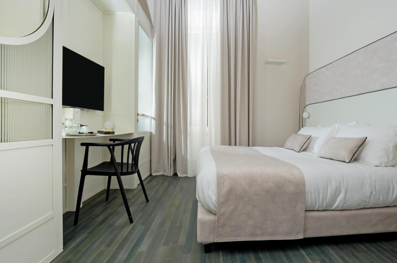 Standard Double or Twin Room,1404024425:JPEG