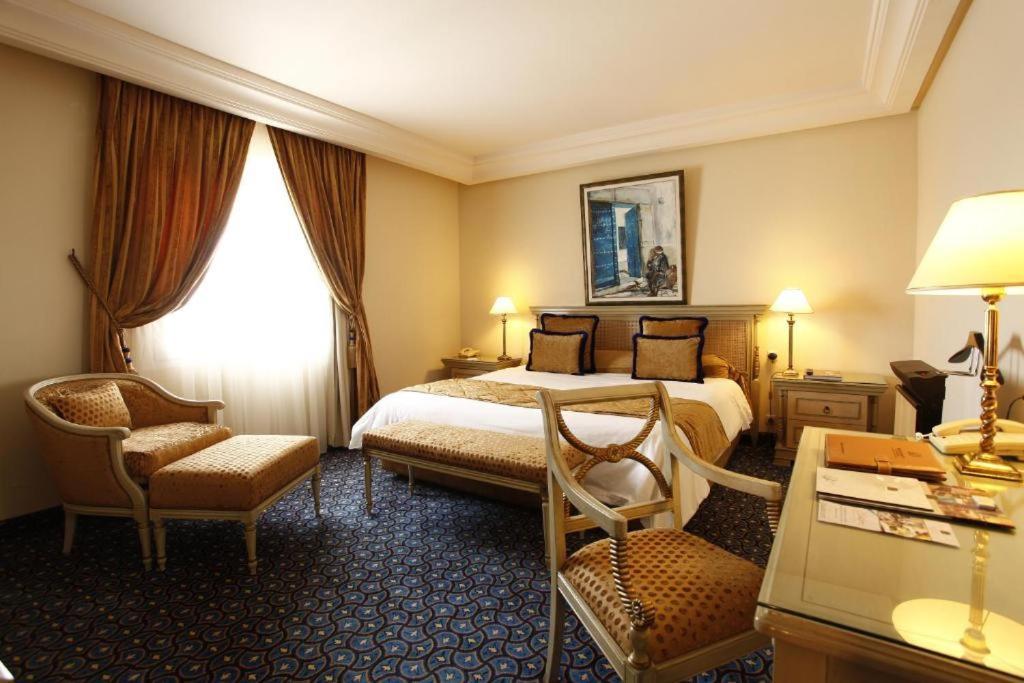Executive Room,1438175248:JPEG