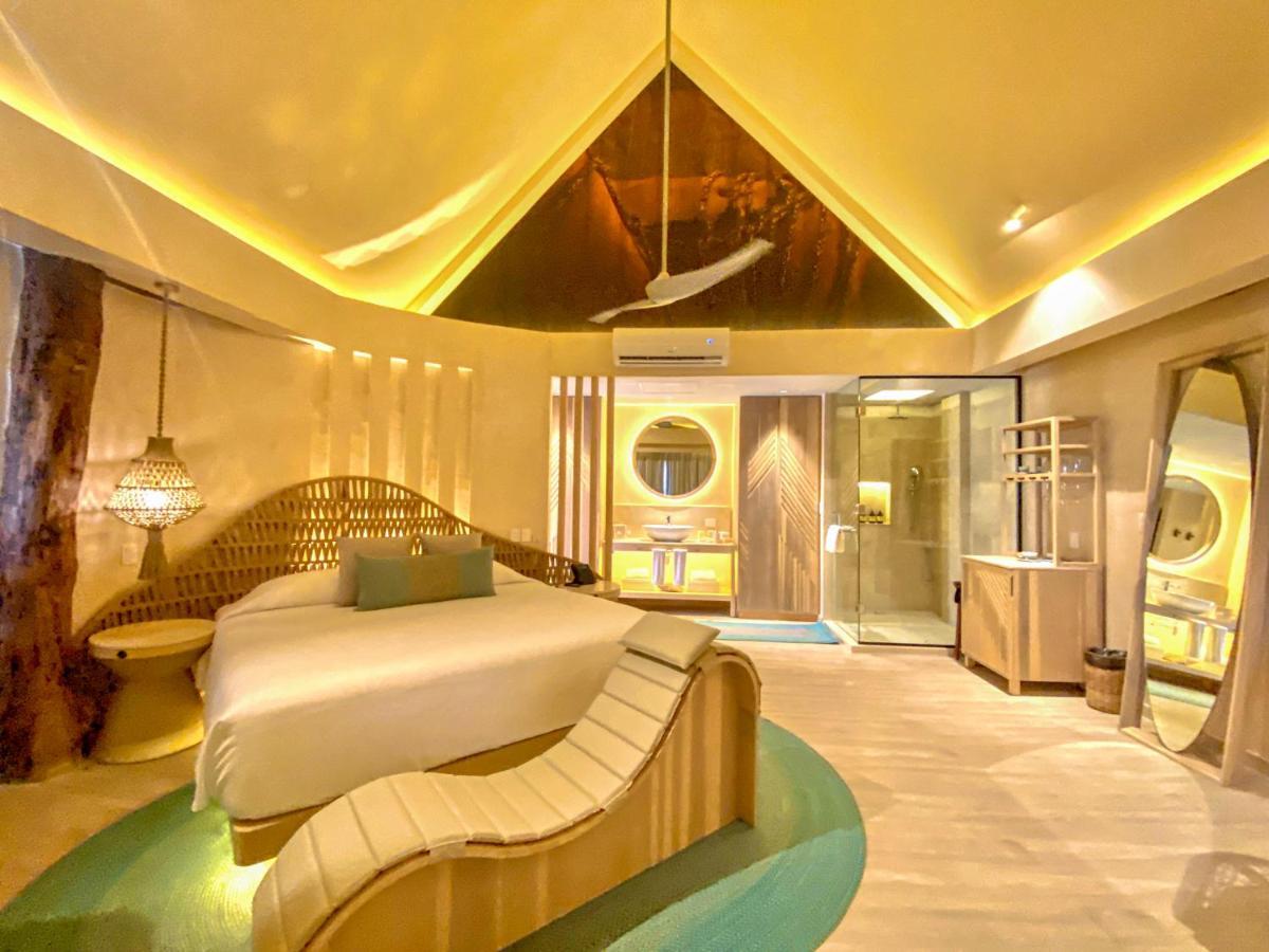 Junior Suite with Garden View,1469718722:JPEG