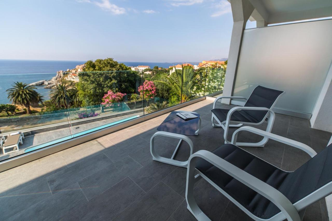 Deluxe Double or Twin Room with Sea View,1487592592:JPEG