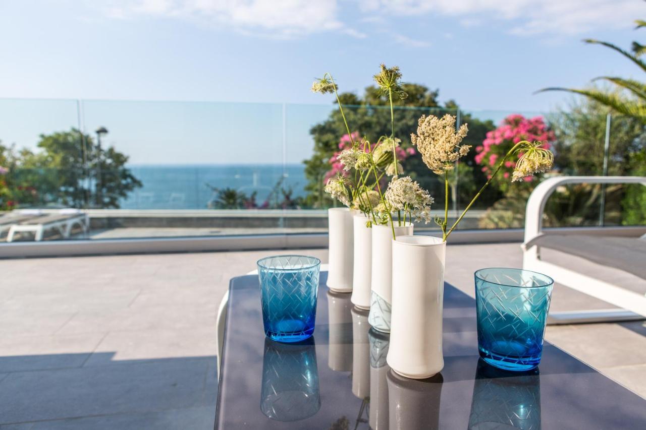Chambre Double ou Lits Jumeaux - Vue sur Mer