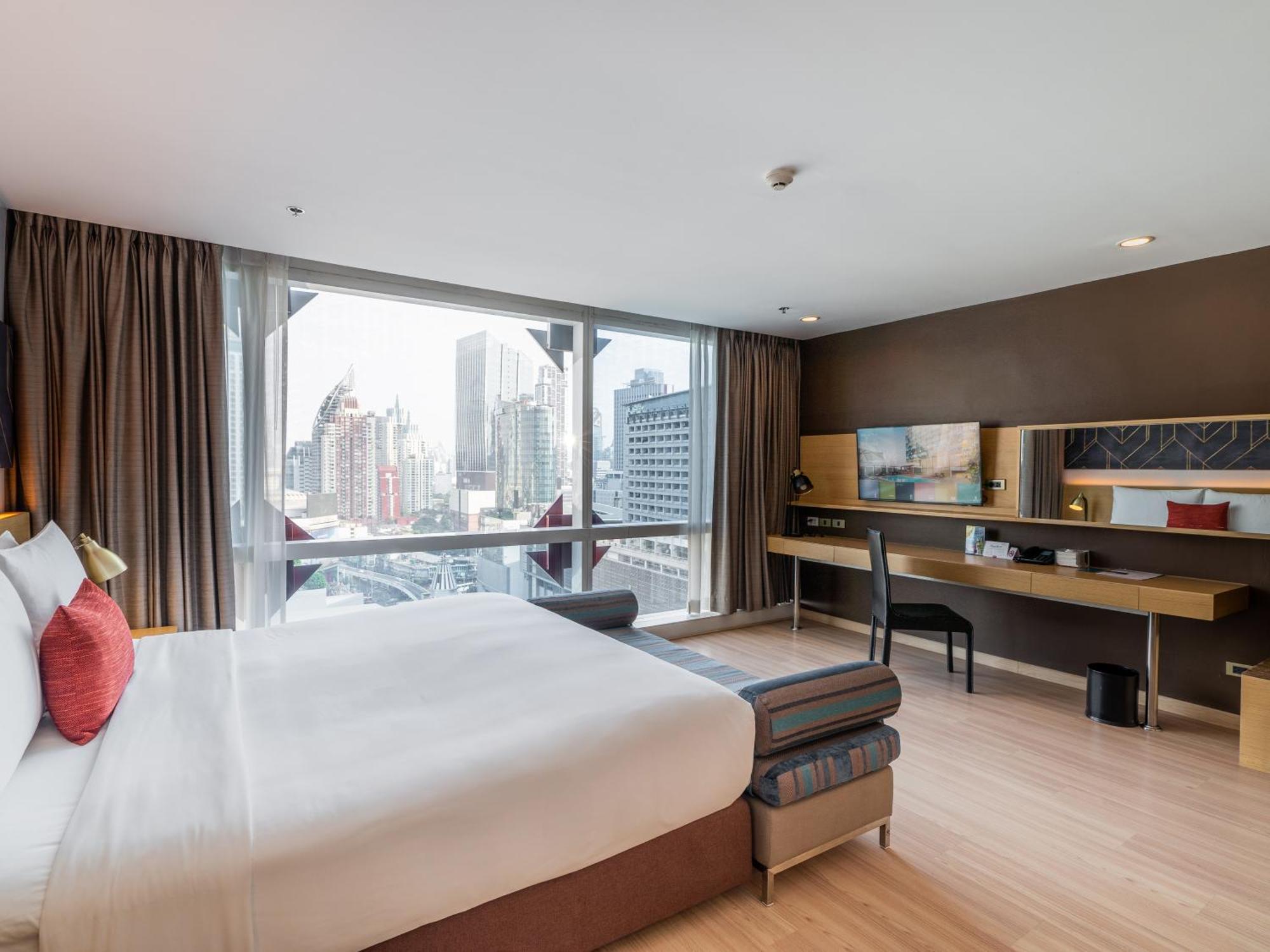 Deluxe Corner Double Room