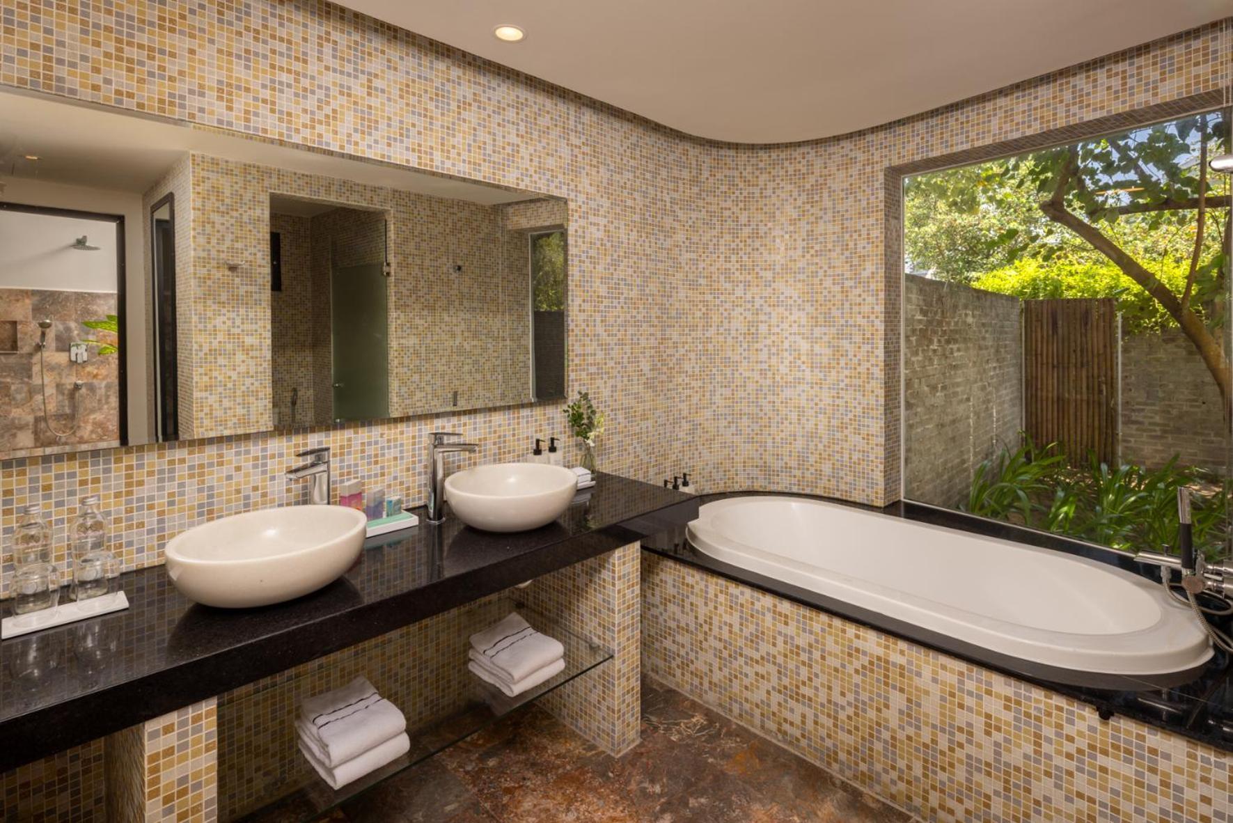 The Level Premium with Terrace and Lounge benefits,1535589118:JPEG