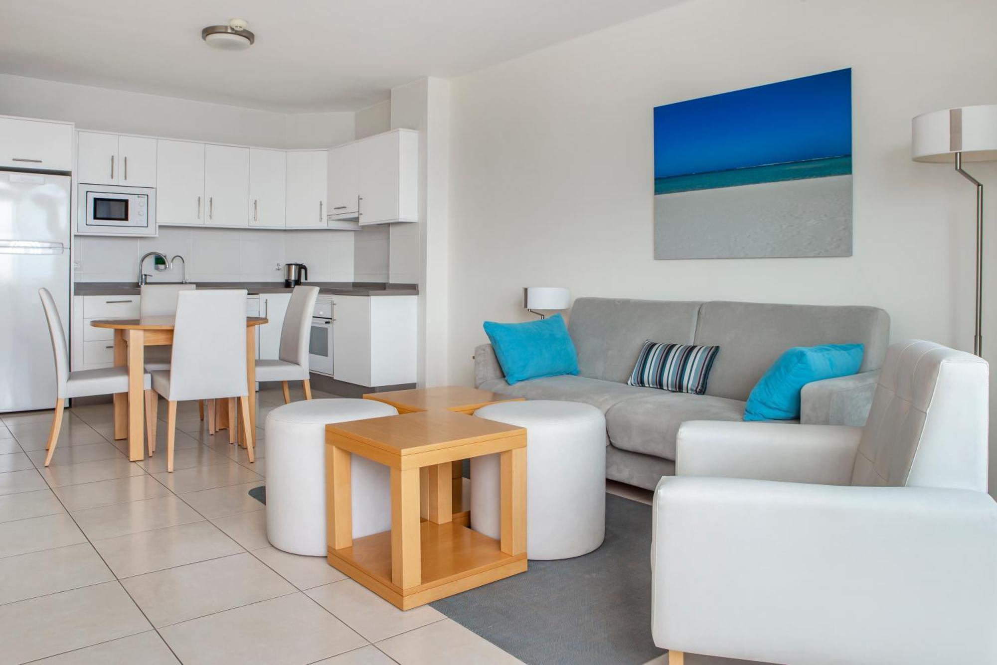 One-Bedroom Family Apartment,1546729747:JPEG