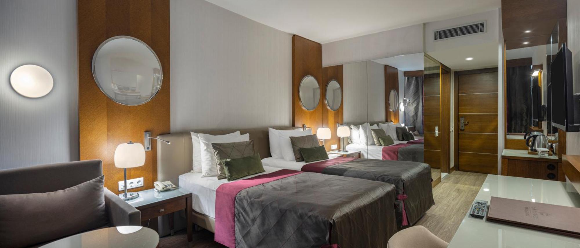 Chambre Double ou Lits Jumeaux - Vue sur Jardin