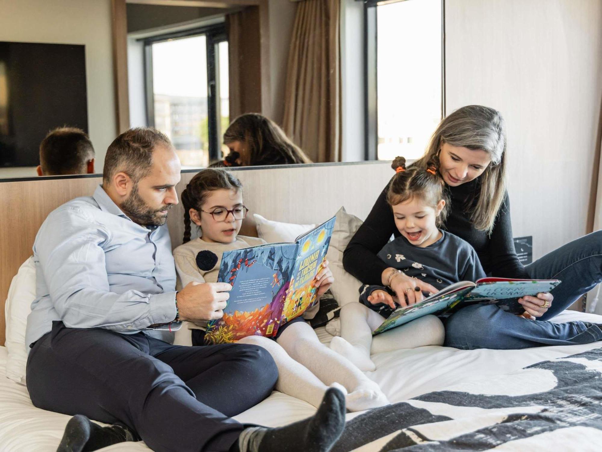 Suite Lit King-Size Junior avec Salon