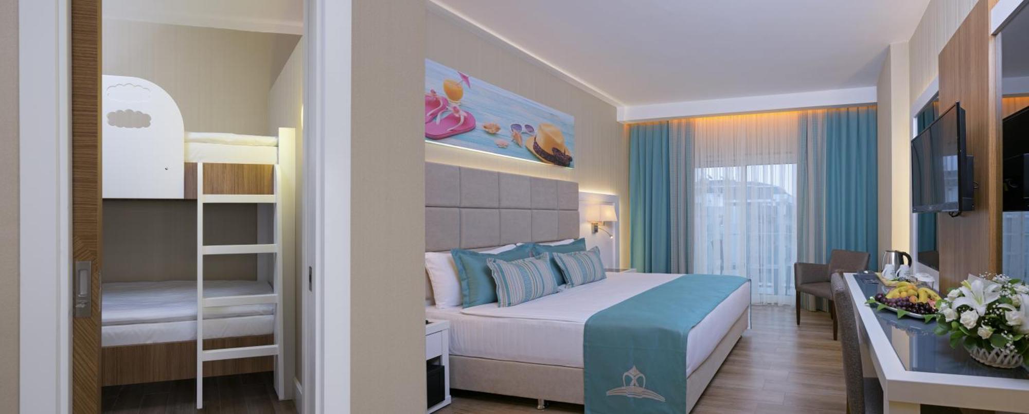Family Room with Bunk Bed,724711027:JPEG