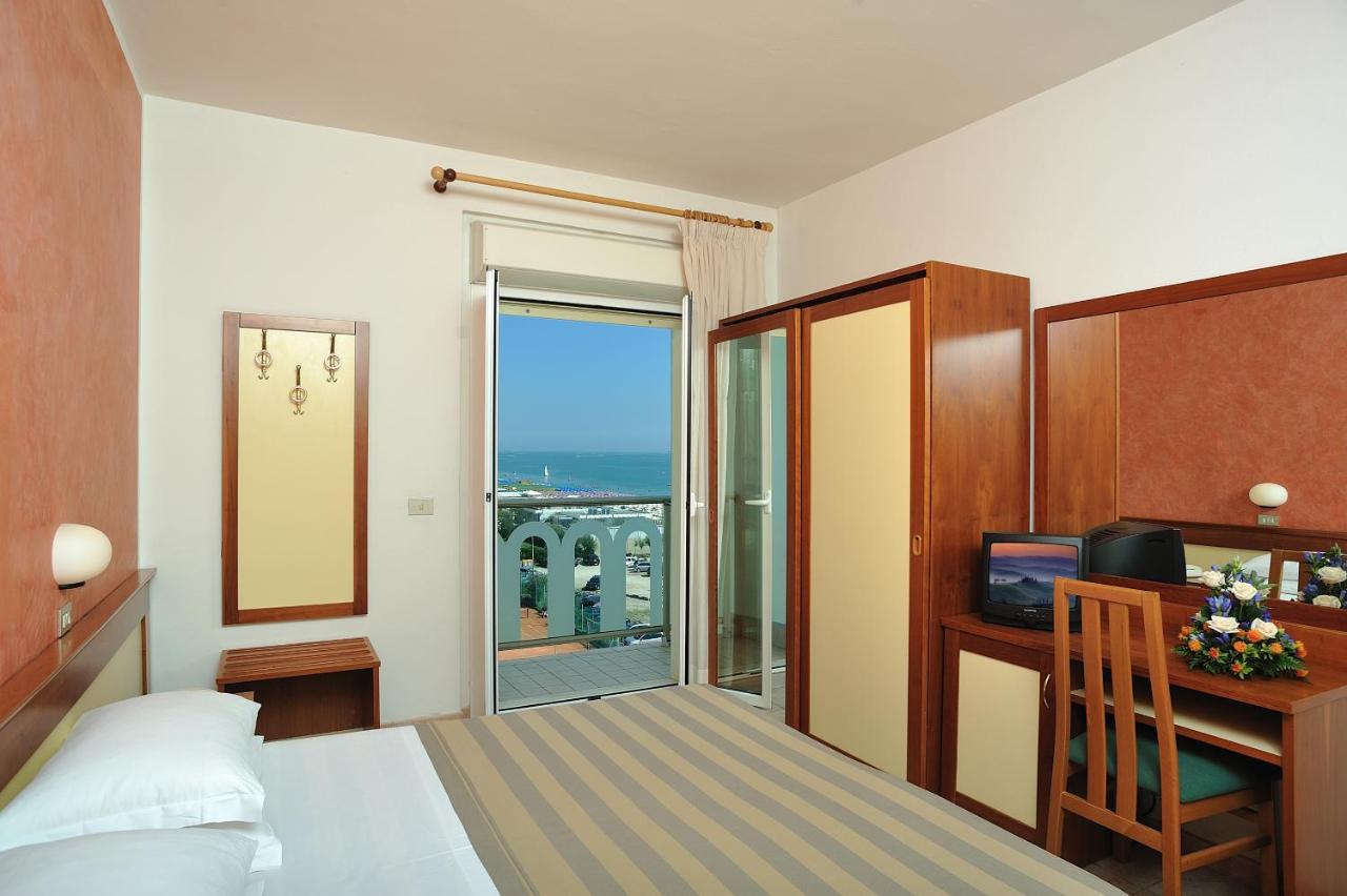 Chambre Triple - Vue sur Mer