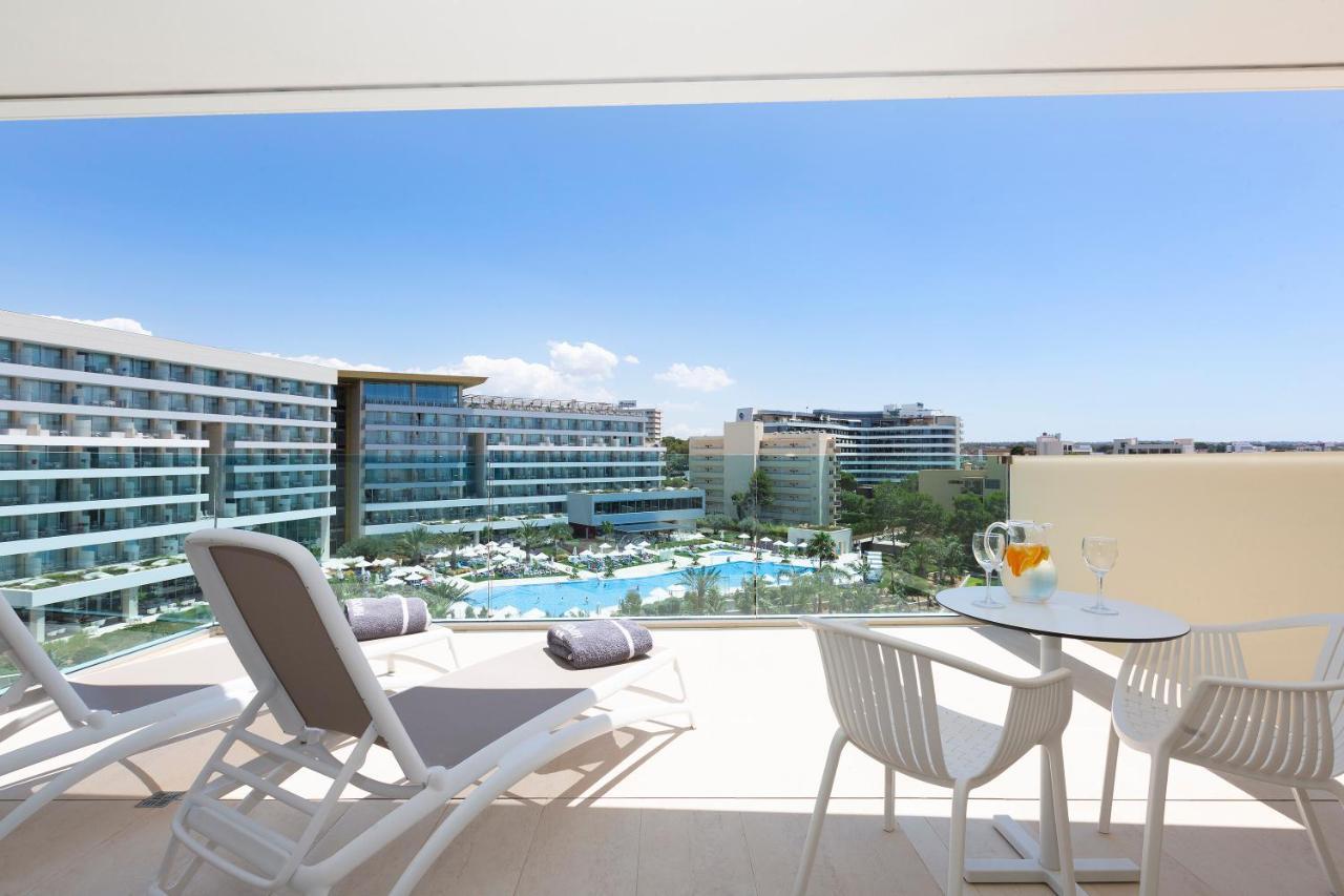 Suite Junior - Vue sur Piscine