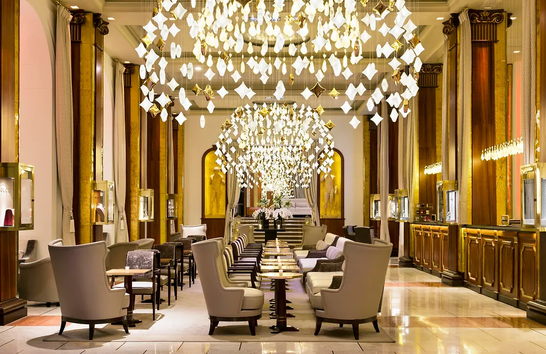 Hôtel Barrière Le Majestic Cannes-1
