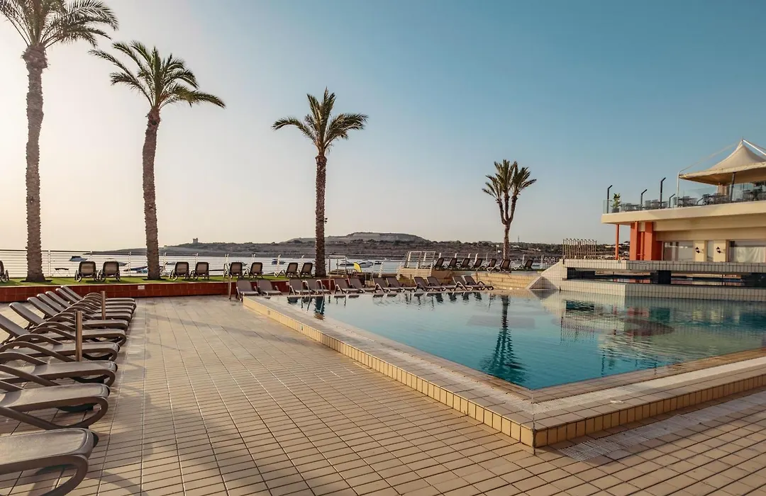 Qawra Palace Resort & Spa-1