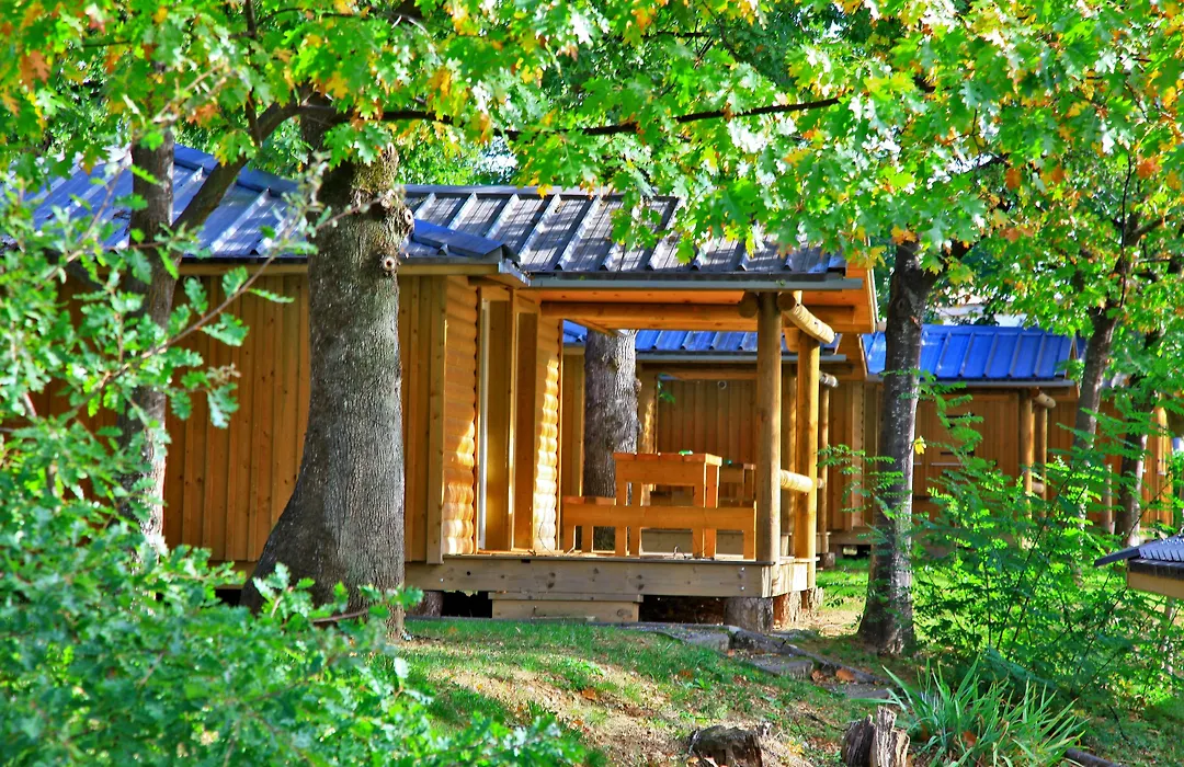 Albirondack Park Camping Lodge And Spa-1