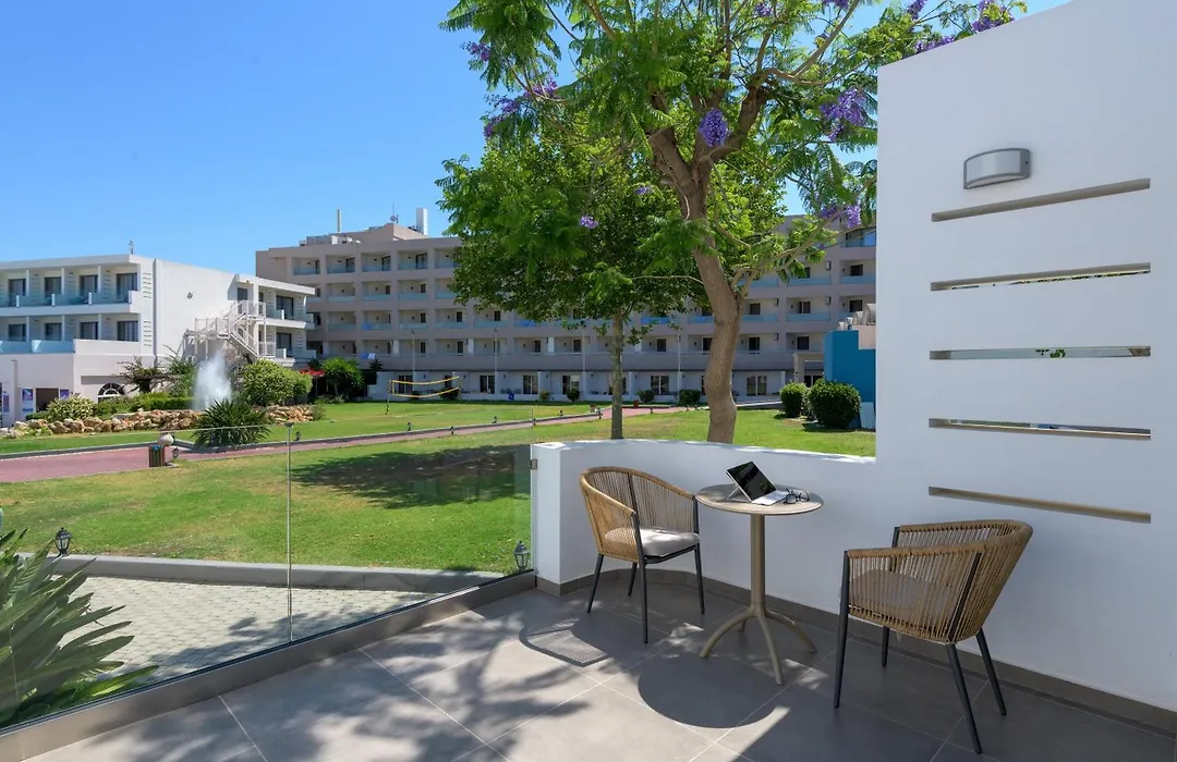 Avra Beach Resort-1
