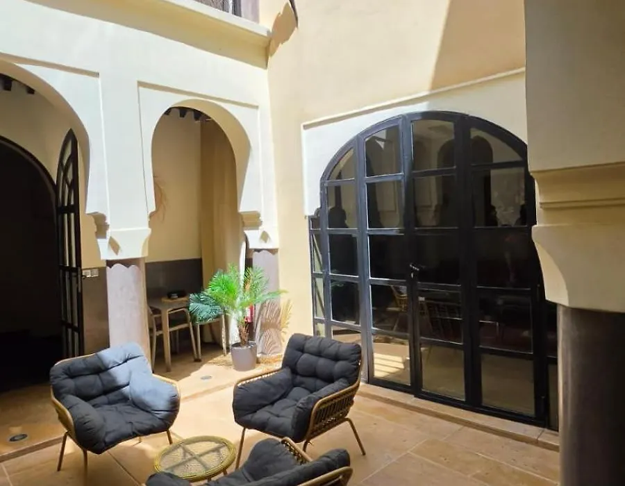 Riad Carllian-1