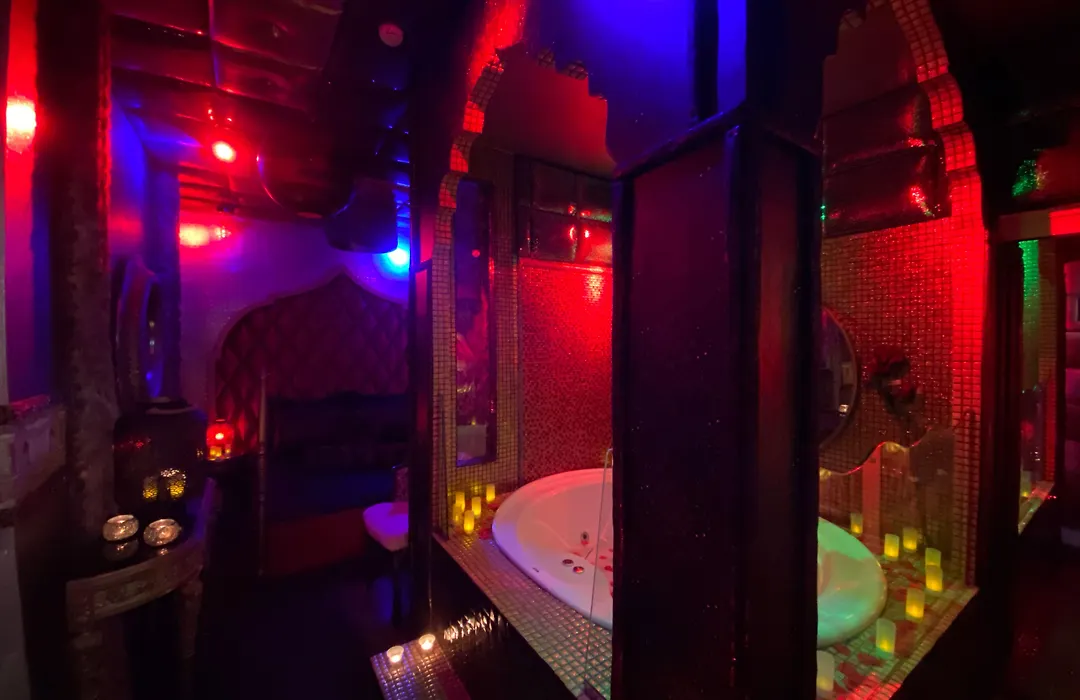 Lida Hotel (Adults Only)-1