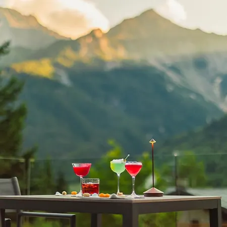 Grand Hotel Courmayeur Mont Blanc, By R Collection Hotels-3