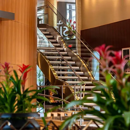 Hotel Le Crystal Montreal-3