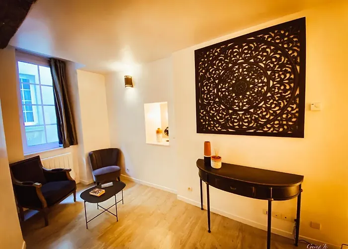 Hôtel 4 étoiles: L'AccrocheCoeur