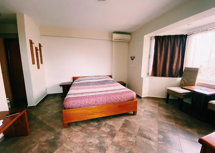 Hôtel: Hotel Fancy
