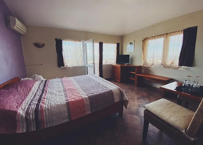 Hôtel: Hotel Fancy