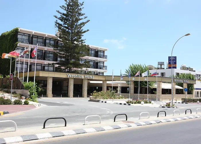 Veronica Hotel