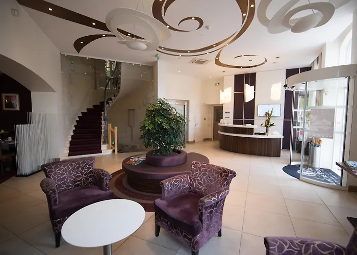 Hôtel 4 étoiles: Hôtel François Premier Cognac Centre