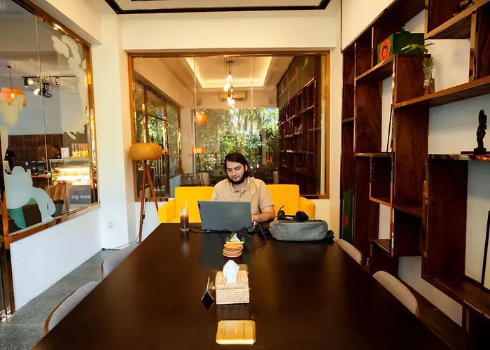 Mad Monkey Hostel Phnom Penh