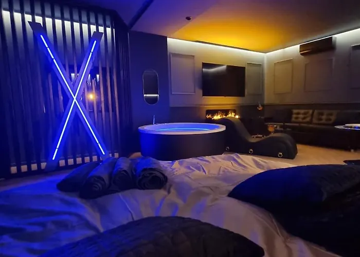 Hotel pres du College: Love Room