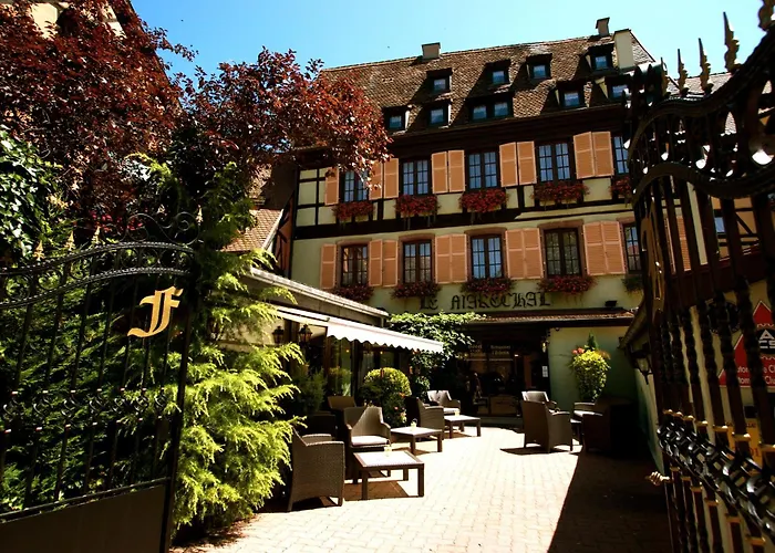 Hôtel accueillant les animaux: Hotel Restaurant Le Maréchal - Les Collectionneurs