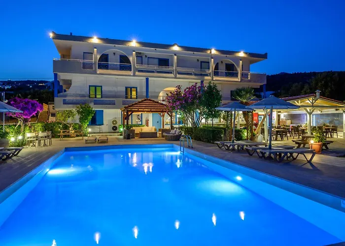 Hôtel avec piscine: Havania Apartments