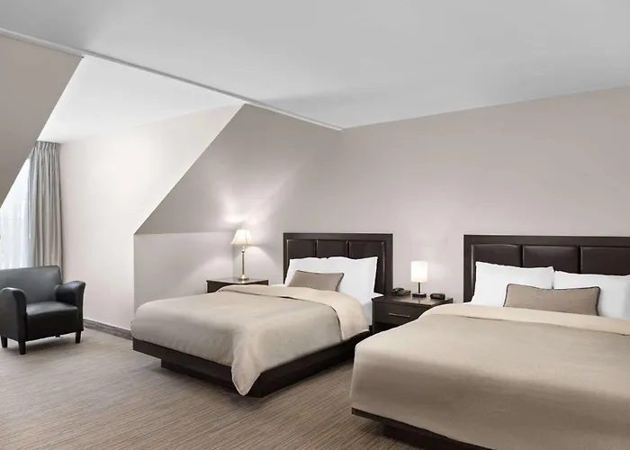 Hôtel central: Travelodge By Wyndham Roberval