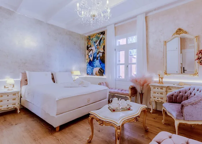 Madame Hortense Boutique Ηotel