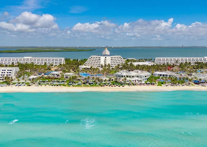 Hôtel de luxe: The Pyramid Cancun By Oasis