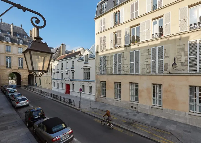 Hôtel Le Pavillon de la Reine