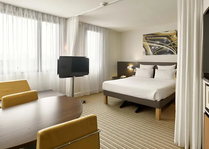 HOTEL Vélizy Est