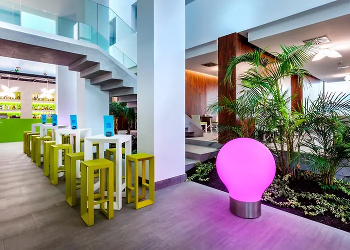 Hôtel romantique: Barcelo Teguise Beach - Adults Only