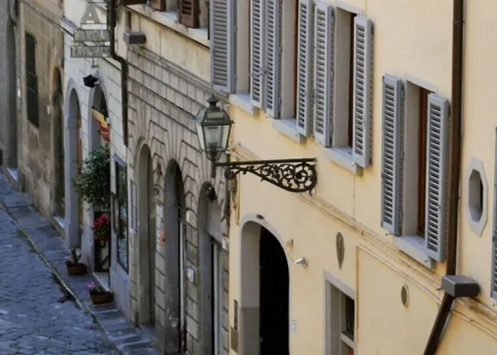 Self Catering: Hotel Azzi