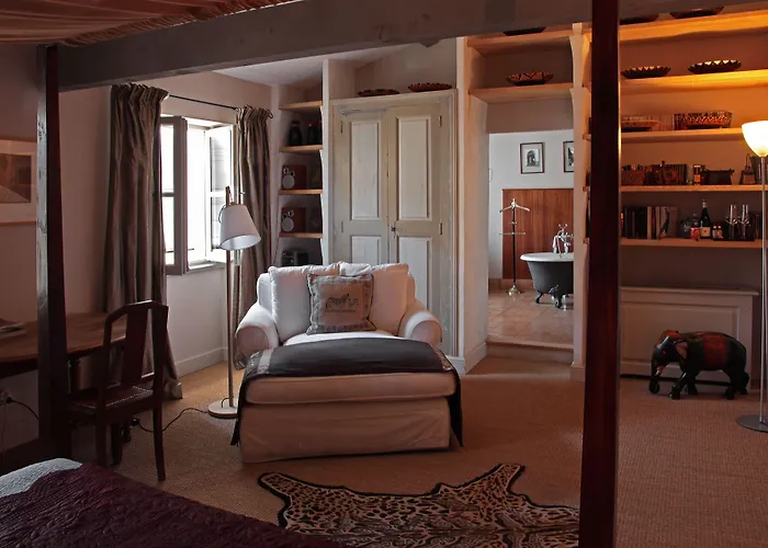 Hôtel accueillant les animaux: La Maison Sur La Sorgue - Esprit de France