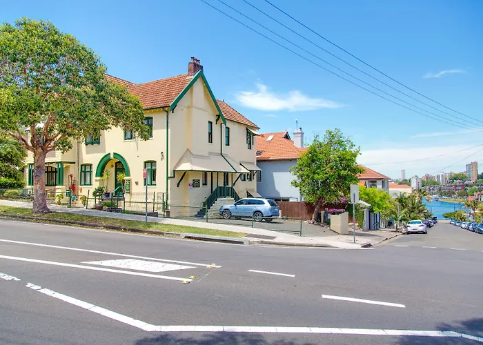 Neutral Bay