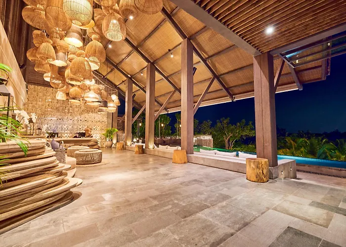 Hôtel: Cross Bali Breakers Resort