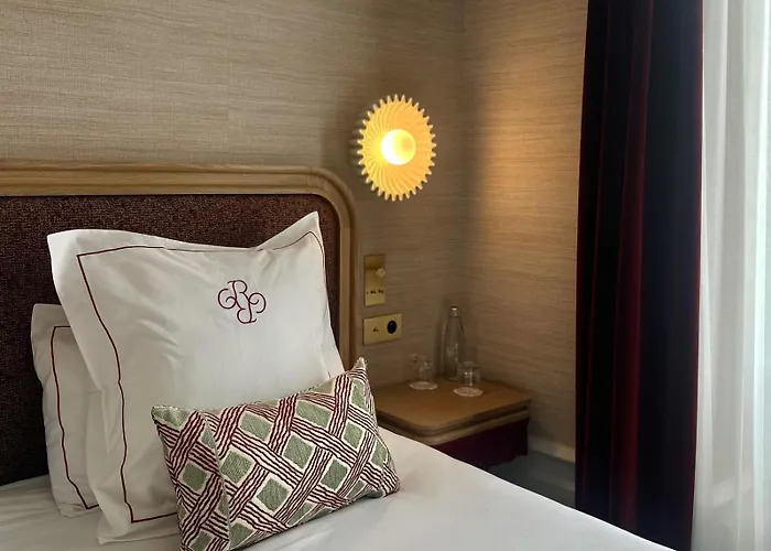 Hostellerie Du Chapeau Rouge
