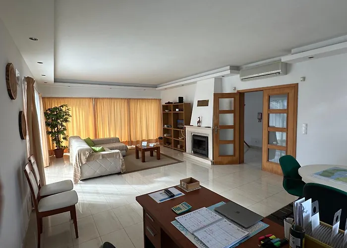 Hôtel bon marché: Azores Holidays House -B&B - Suites - Self Check-In Keyboard