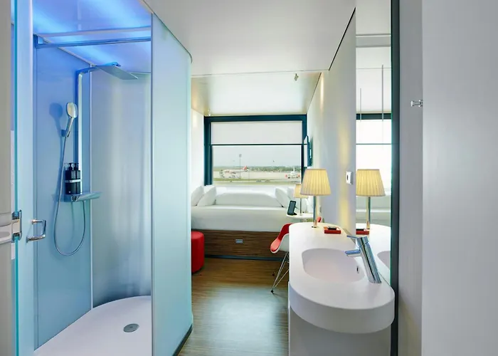 citizenM Paris Charles de Gaulle Airport
