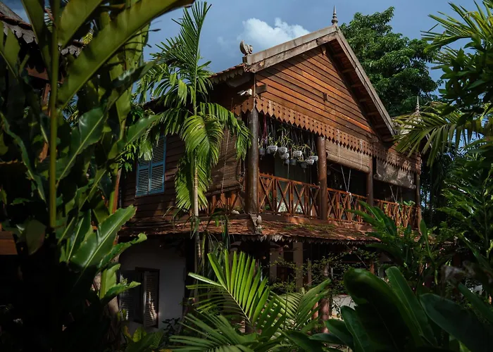 Isann Lodge