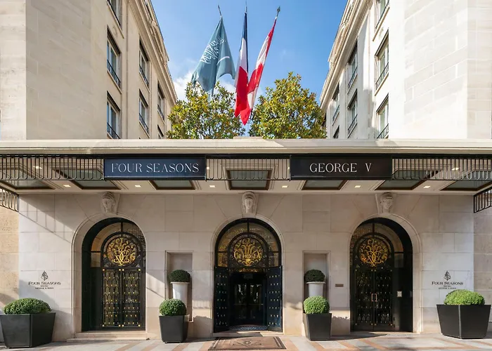  Four Seasons George V Paris