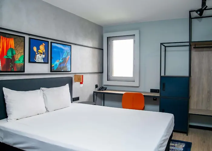 Ibis Styles Plateau