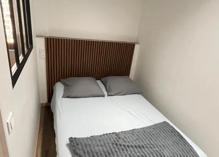 Mende 2 Chambres Canapé Lit WIFI Gratuit